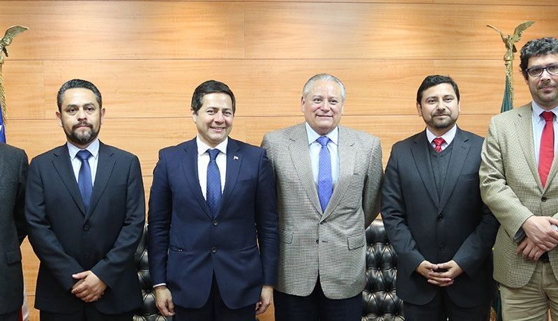 1TA Firma convenio con el Tribunal Constitucional