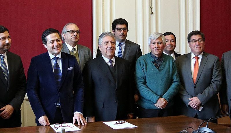 1TA suscribe convenio con Biblioteca del Congreso Nacional
