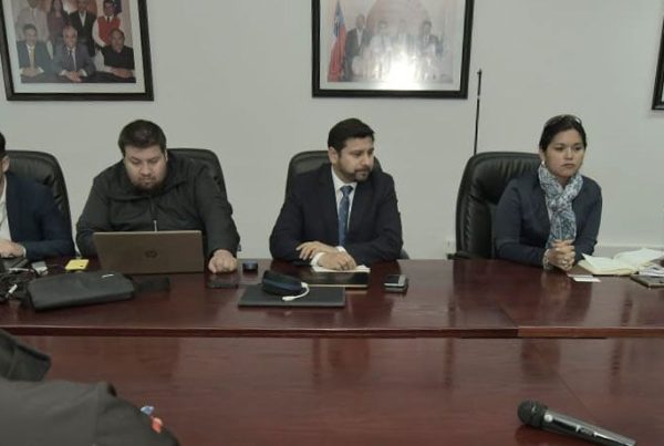 Primer Tribunal Ambiental capacita a funcionarios municipales de de Alto Hospicio