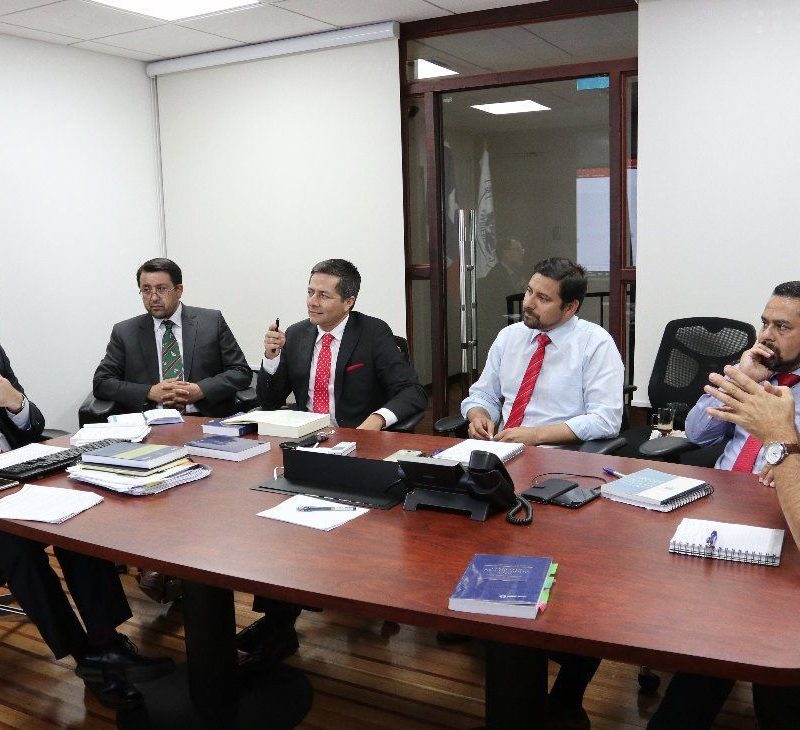 Primer Tribunal Ambiental se capacita en Mirada Procesal de la Prueba