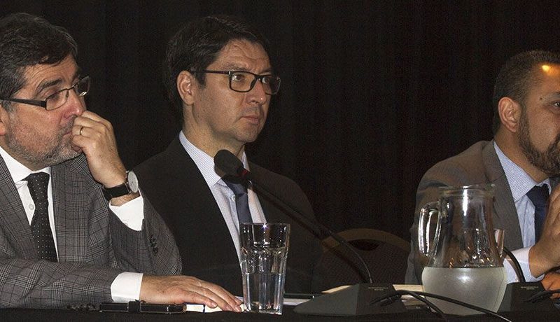 Ministro Mauricio Oviedo participa en Jornada de Capacitación para Municipalidades y Servicios Públicos de la Macrozona Sur