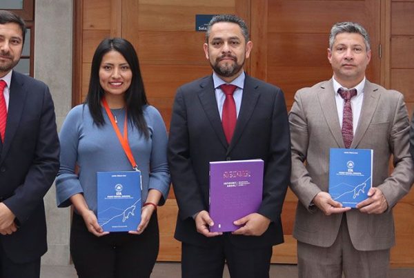 Ministro Presidente Mauricio Oviedo recibe saludo protocolar de Jefe Regional del Instituto Nacional de Derechos Humanos