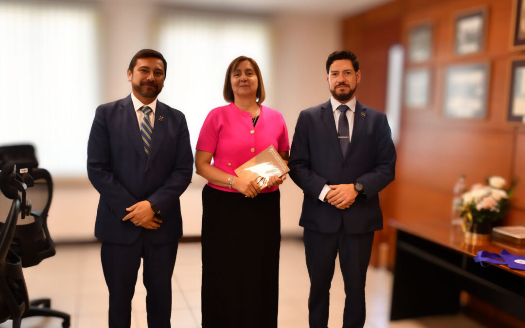 Ministros del Primer Tribunal Ambiental realizan saludo protocolar a la ministra de la Corte Suprema Adelita Ravanales