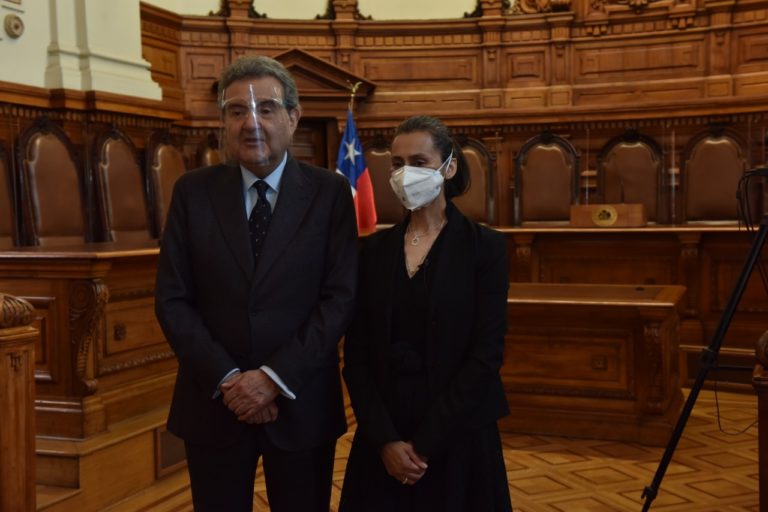 Sandra Álvarez Torres jura como nueva ministra titular abogada del Primer Tribunal Ambiental