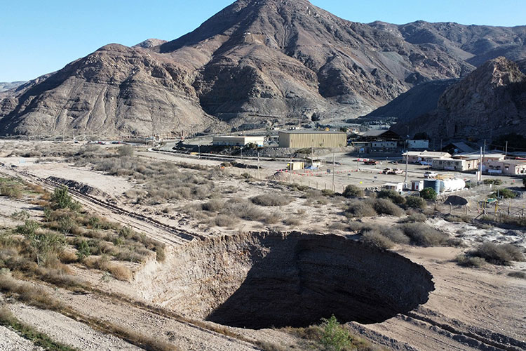 Primer Tribunal Ambiental decreta suspensión temporal y provisional de las faenas mineras del proyecto Alcaparrosa